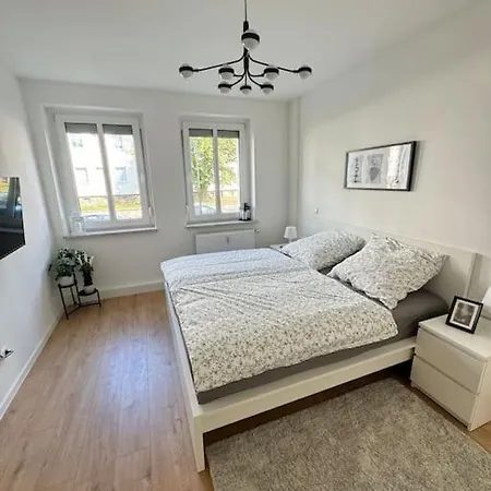 Apartamento Modernes City-apartment Am See Markkleeberg